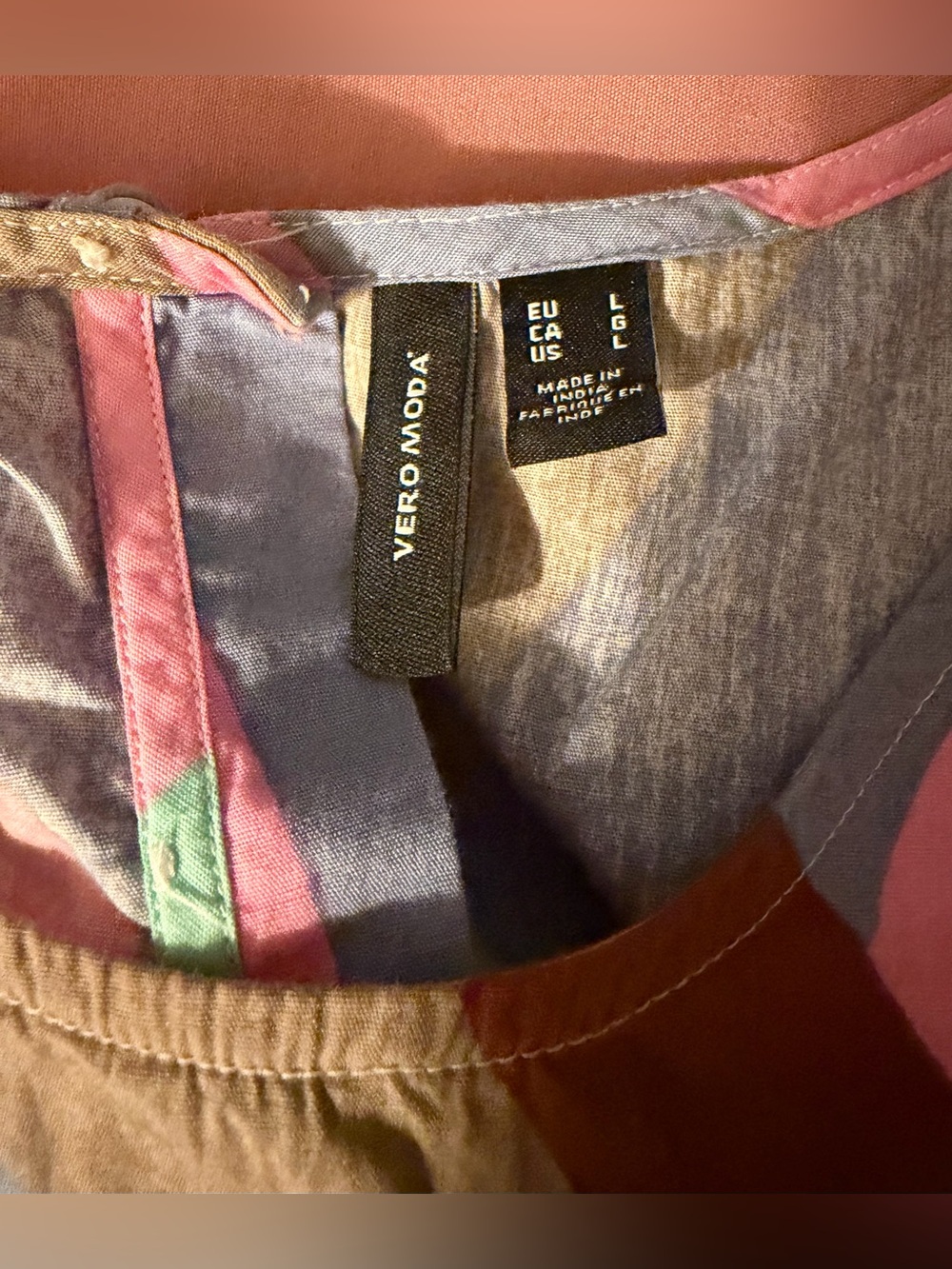 Woman Multicolor Striped Button-Back Top - Picture 3 of 4